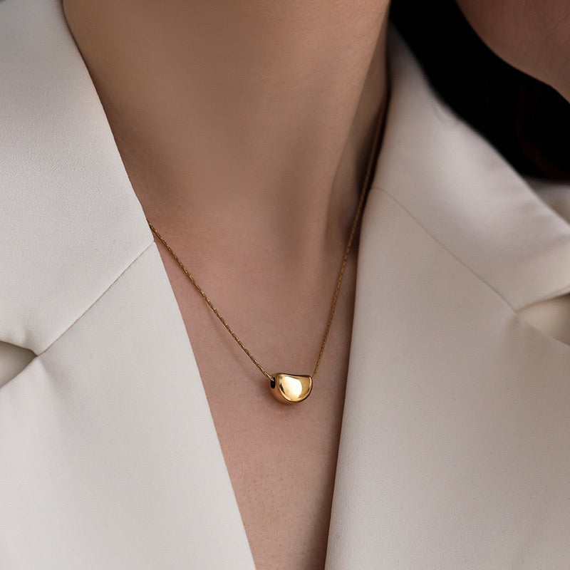 Tiffany & Co. Elsa Peretti Bean Design Sterling Silver Pendant Necklace - 9  mm (Fine Jewelry and Watches,Fine Necklaces) IFCHIC.COM
